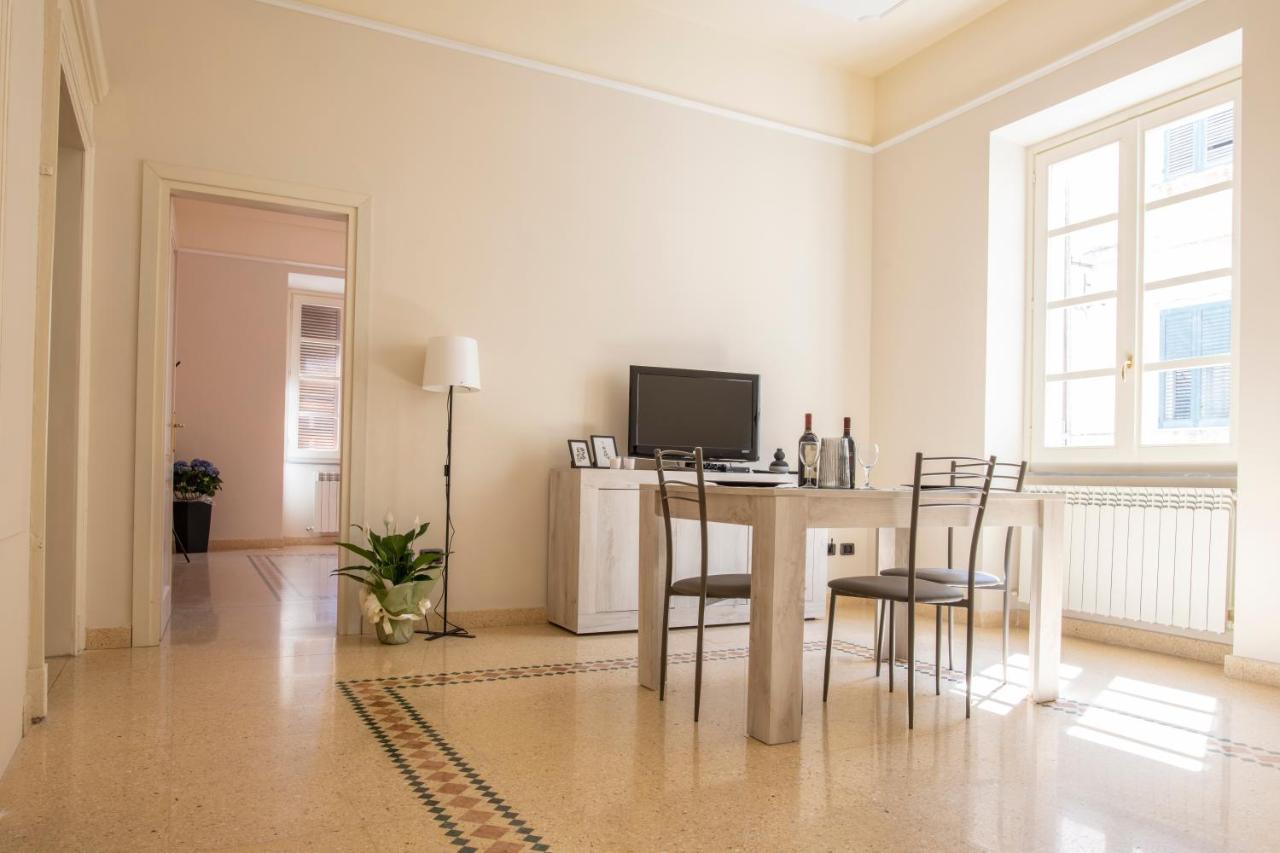 Corner Cavour Apartment Sassari Extérieur photo